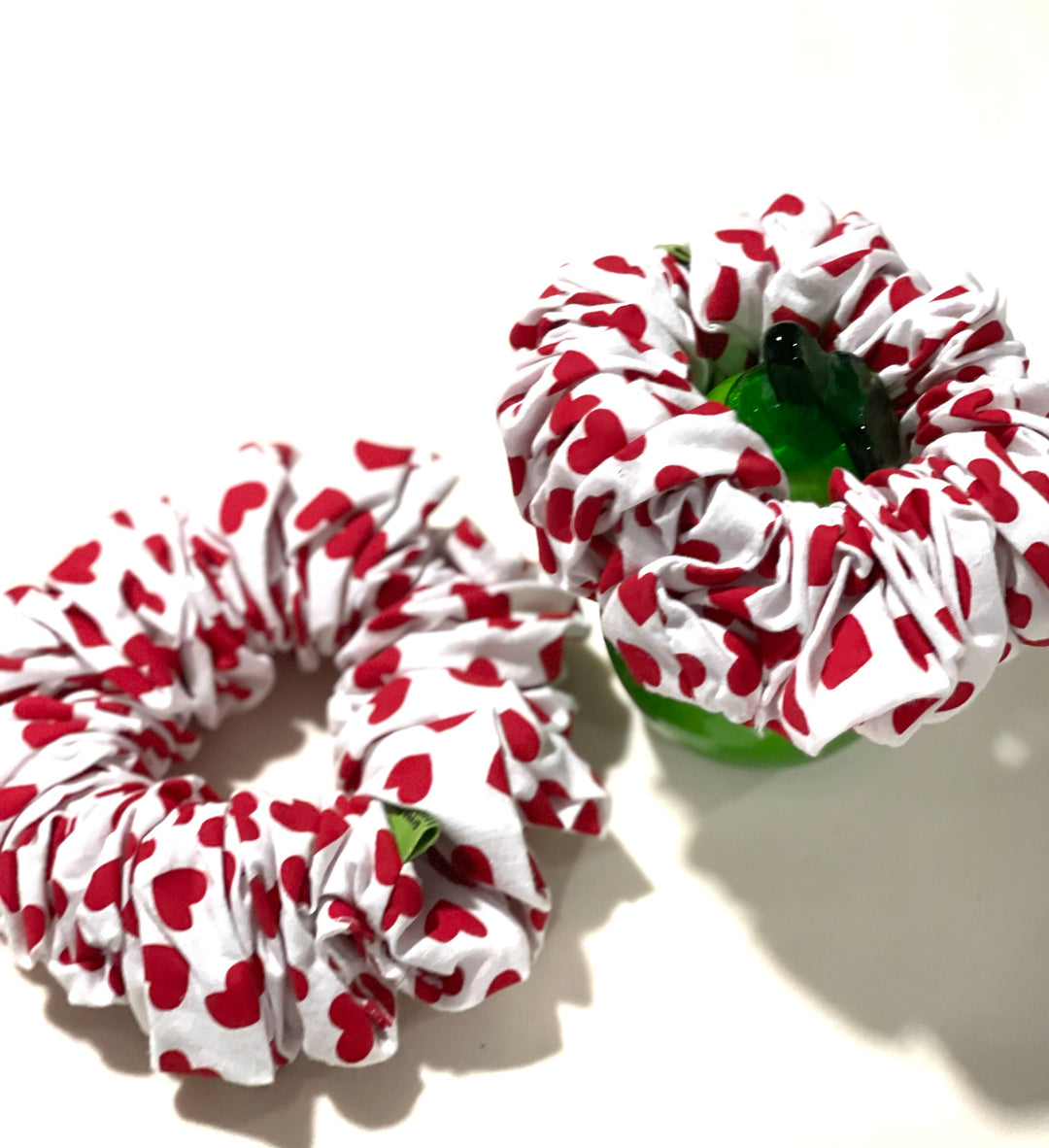 ☆送料・関税込☆VINTAGE HOLLYWOOD★Heart Color Scrunchie★ SHE'S FREE STYLE JUST for YOU Heart-Shaped Hair Scrunchies